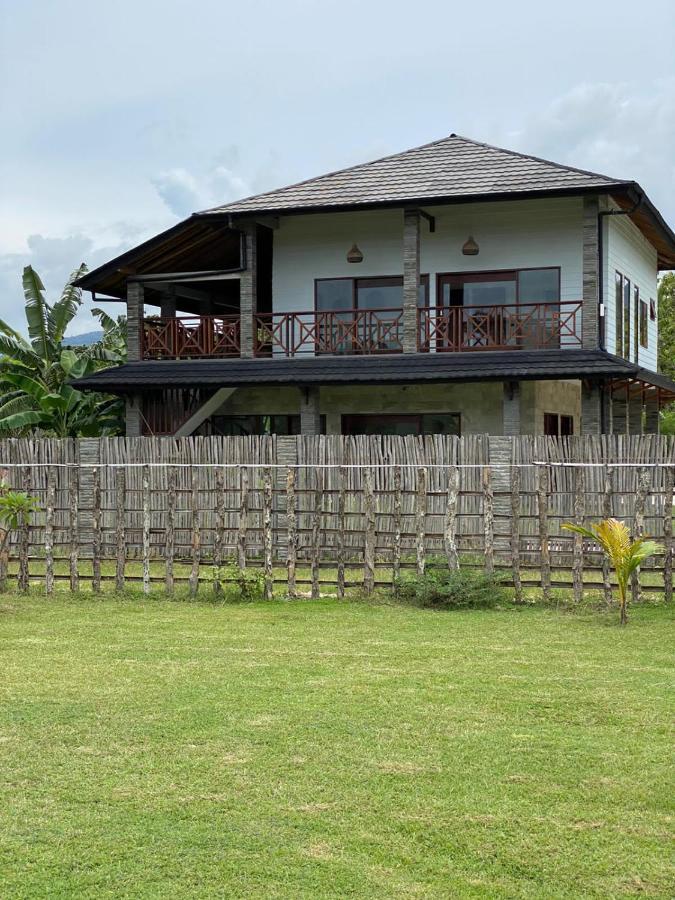Baha Baha Villas West Sumbawa Yoyos - Free Yoga Class, Gym Daily Included For Guest - Fast Wifi Starlink Sekongkang Ngoại thất bức ảnh