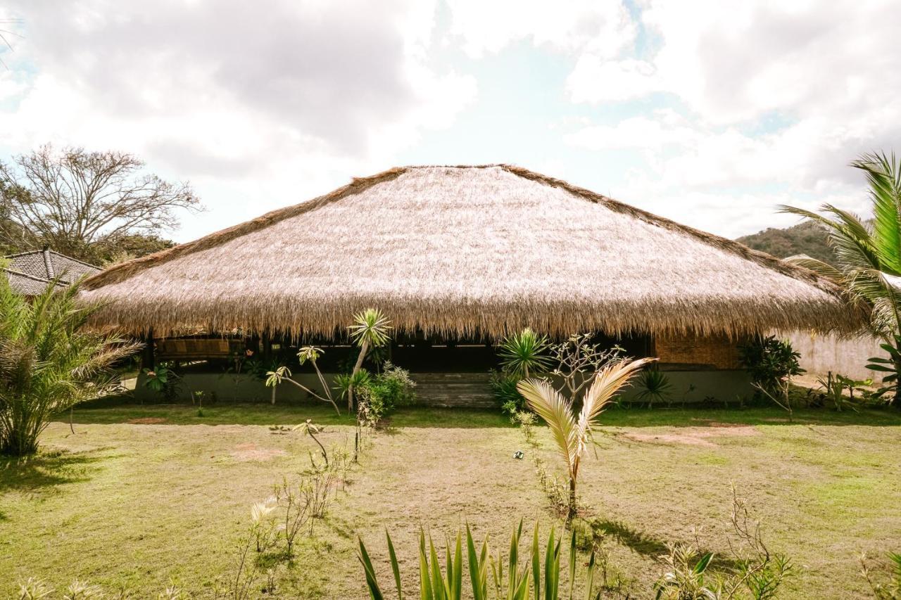 Baha Baha Villas West Sumbawa Yoyos - Free Yoga Class, Gym Daily Included For Guest - Fast Wifi Starlink Sekongkang Ngoại thất bức ảnh