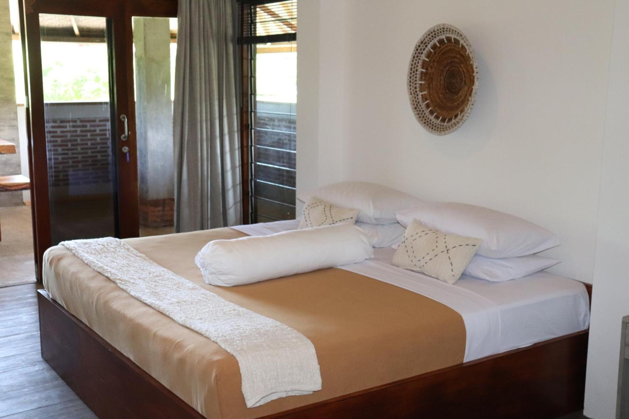 Baha Baha Villas West Sumbawa Yoyos - Free Yoga Class, Gym Daily Included For Guest - Fast Wifi Starlink Sekongkang Ngoại thất bức ảnh