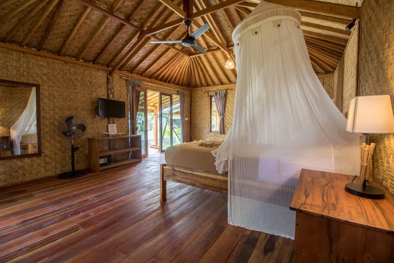 Baha Baha Villas West Sumbawa Yoyos - Free Yoga Class, Gym Daily Included For Guest - Fast Wifi Starlink Sekongkang Ngoại thất bức ảnh
